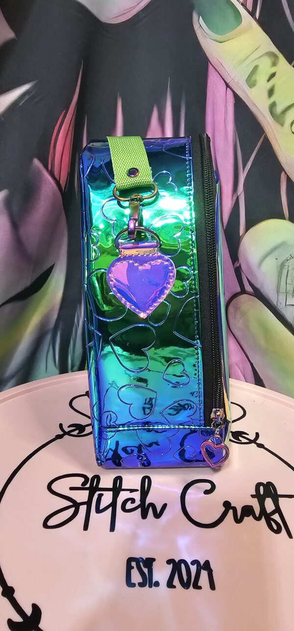 20250327_014410 Heart-shaped bag